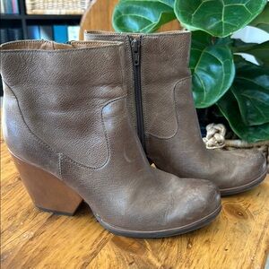 Kork Ease Brown Leather Ankle Boots Size 8.5
